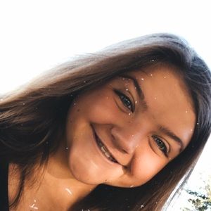 Meet your Posher, Rae